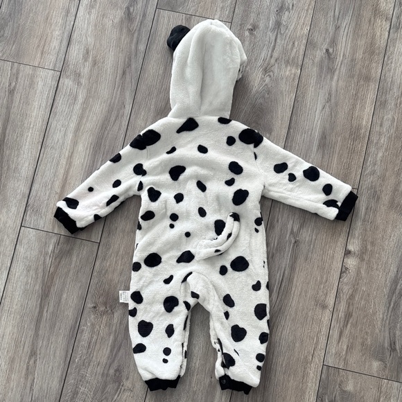 Dalmatian-Inspired Kids Hooded Footie Pajamas - Picture 3 of 4